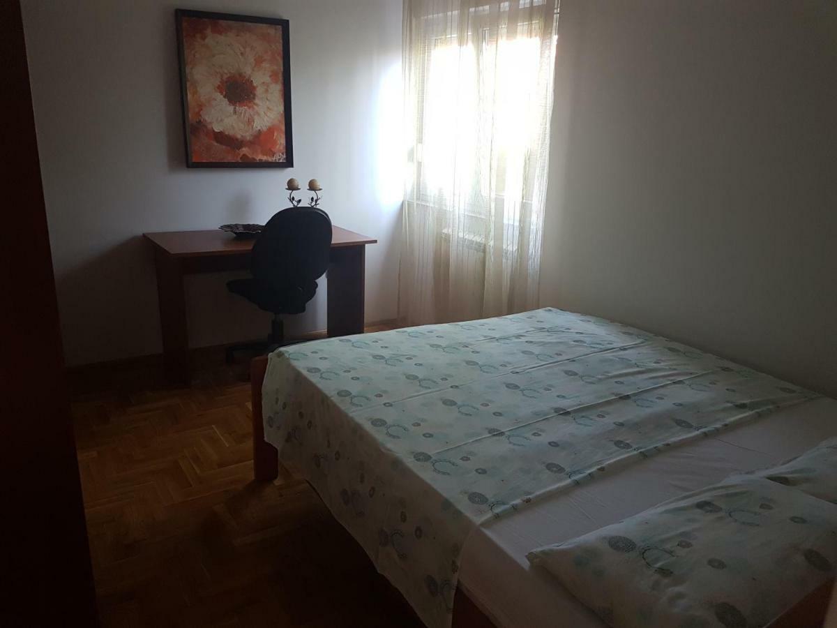 Alda Appartamento Pola Esterno foto